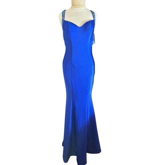 New LA FEMME Sapphire Blue Long Beaded HOCO Prom Dress Sz 2 Halter Neck Party - Picture 1 of 15